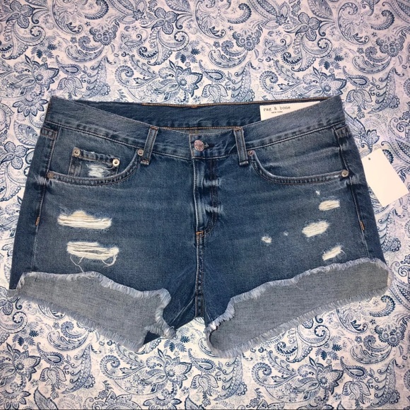SOLD‼️ RAG & BONE Cut-Off Distressed Denim Shorts - Picture 8 of 8